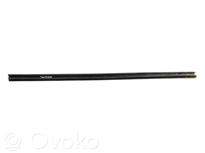 Aizmugurē durvju dekoratīvā apdare (moldings)