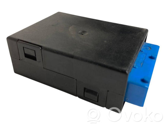 Window wiper relay