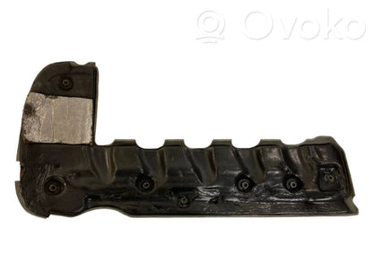 Крышка двигателя (декоративная отделка)