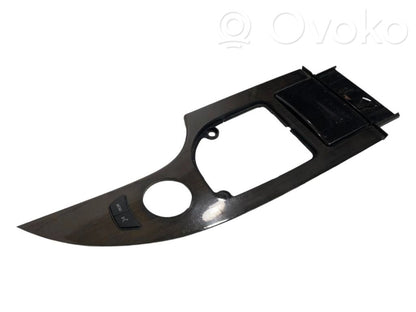 Отделка панели