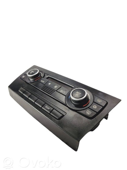 Gaisa kondicioniera / klimata kontroles / salona apsildes vadības bloks (salonā)