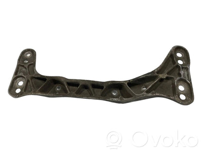 Transmission mounting bracket