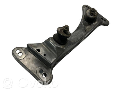 Pārnesumkārbas stiprinājuma kronšteins