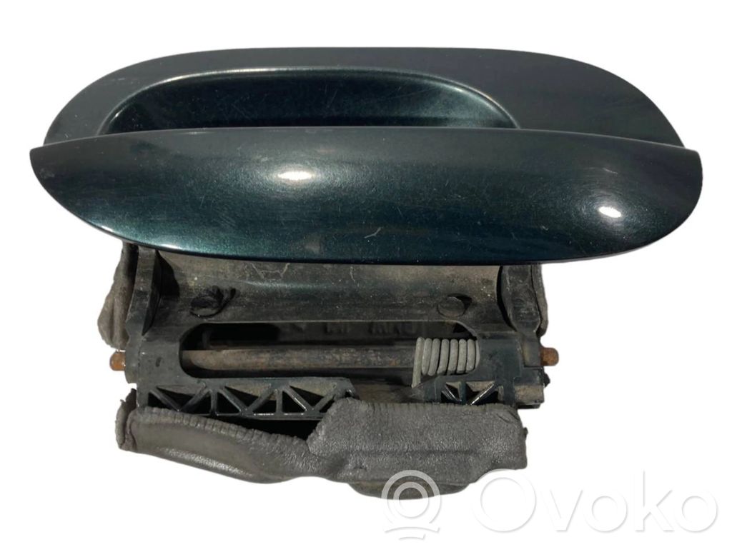External opening handle