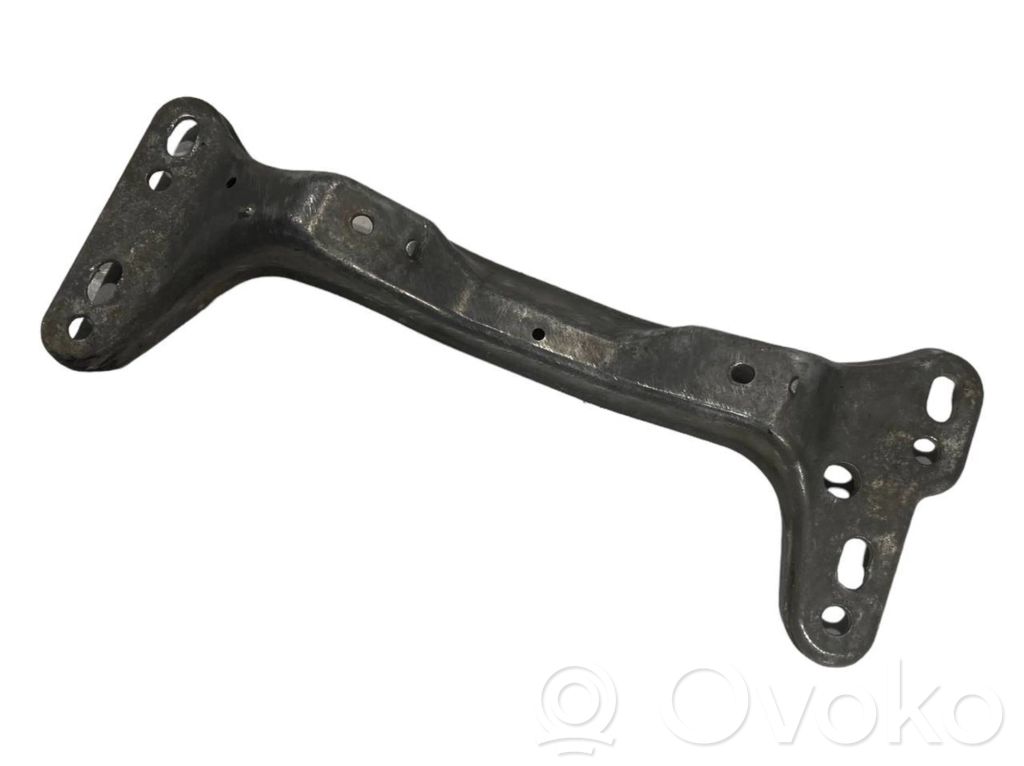 Кронштейн крепления трансмиссии