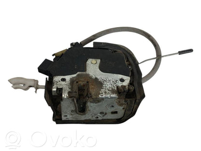 Aizmugurē slēdzene