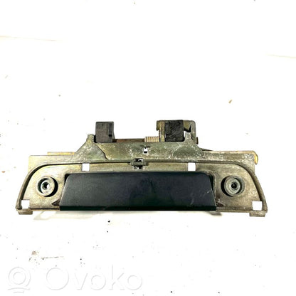 Внешняя ручка открывания