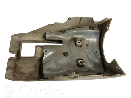 Stūres ass dekoratīvā apdare