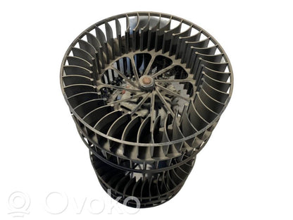 Mazā radiatora ventilators