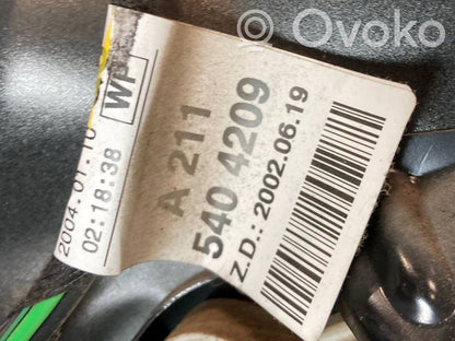 Aizmugurējās durvis