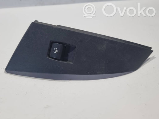 Power window switch