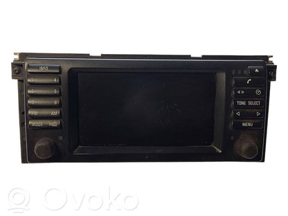 Radio / CD/DVD atskaņotājs / navigācija