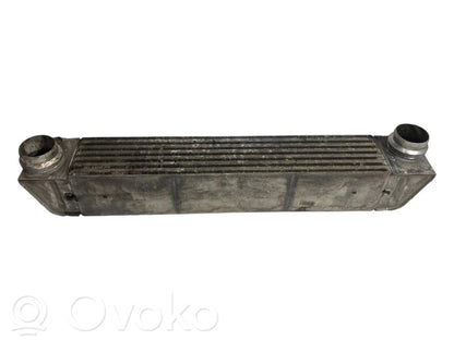 Starpdzesētāja radiators