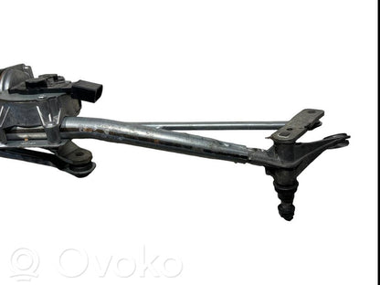 Stikla tīrītāja mehānisms (stienis)