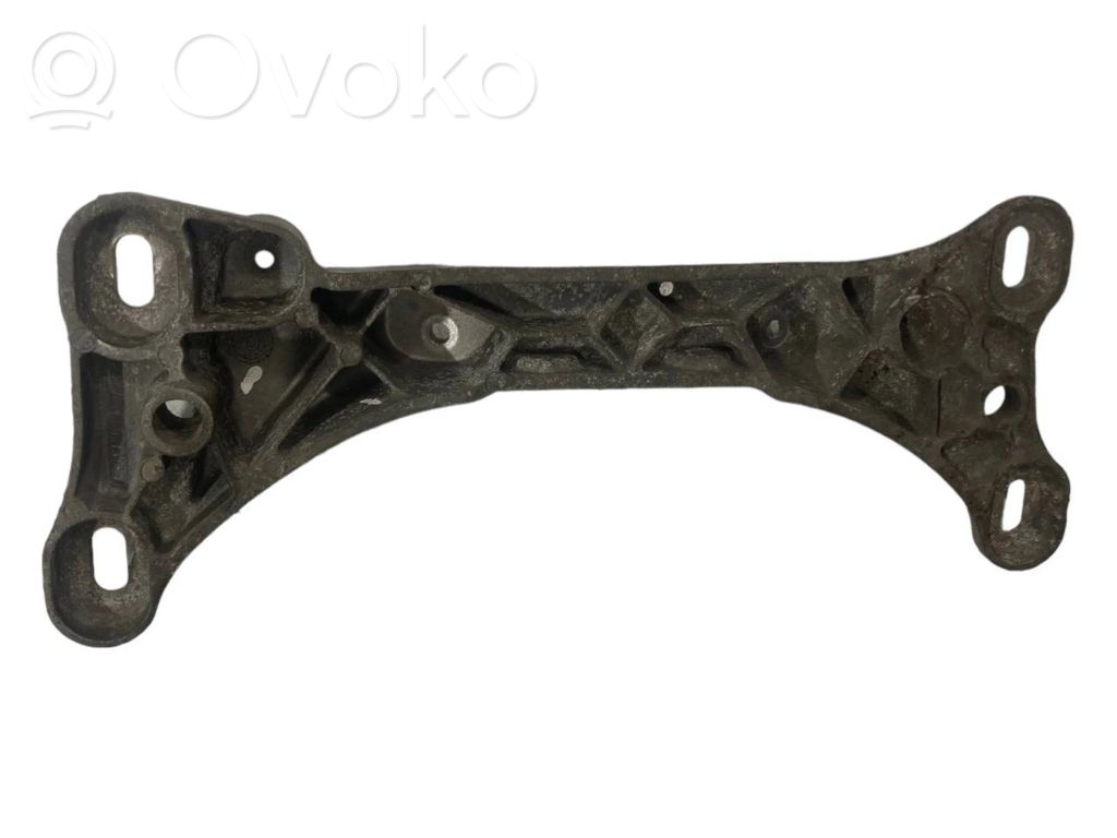 Transmission mounting bracket