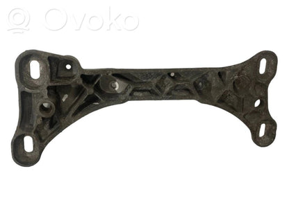Transmission mounting bracket