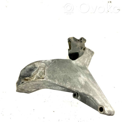 Dzinēja nostiprināšanas stiprinājums-kronšteins