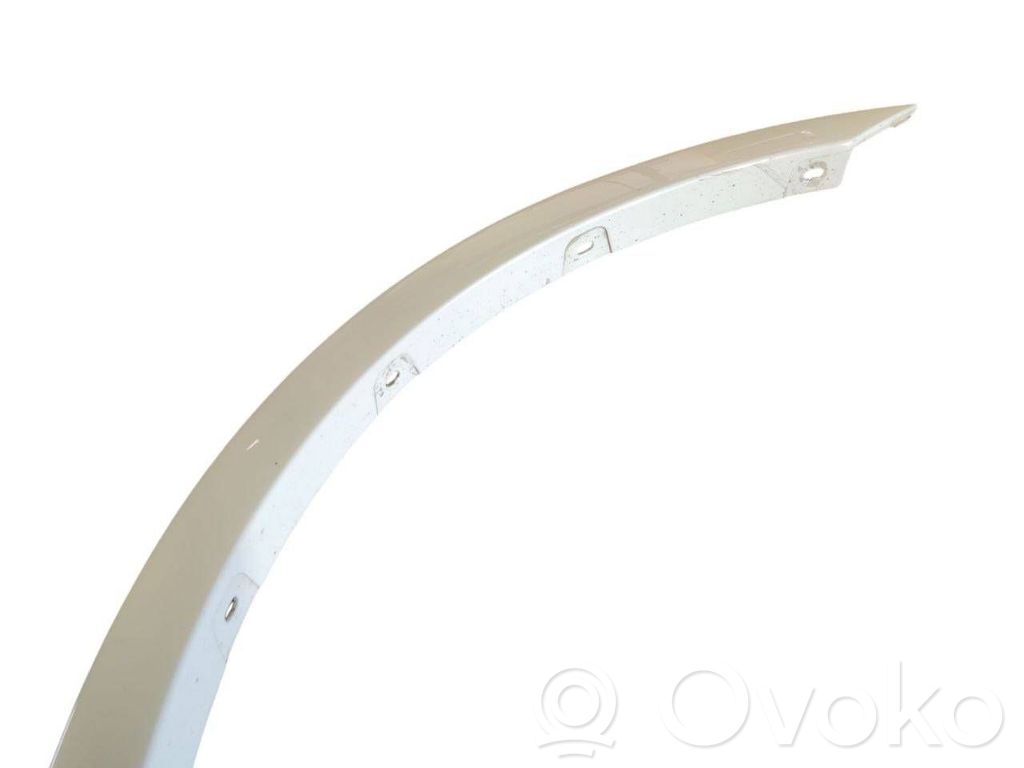 Front arch trim
