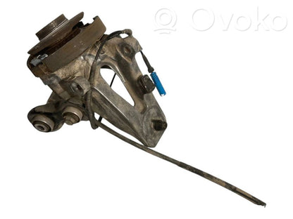 Aizmugurē riteņa rumbas vārpstas šarnīrs (stupica, capfa)