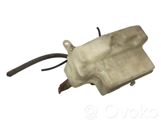 Window fluid tank
