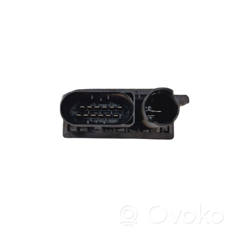Glow plug relay
