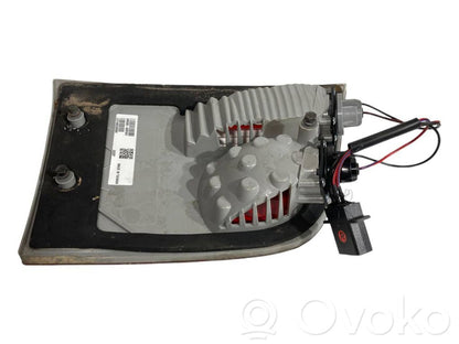 Aizmugurējais lukturis pārsegā