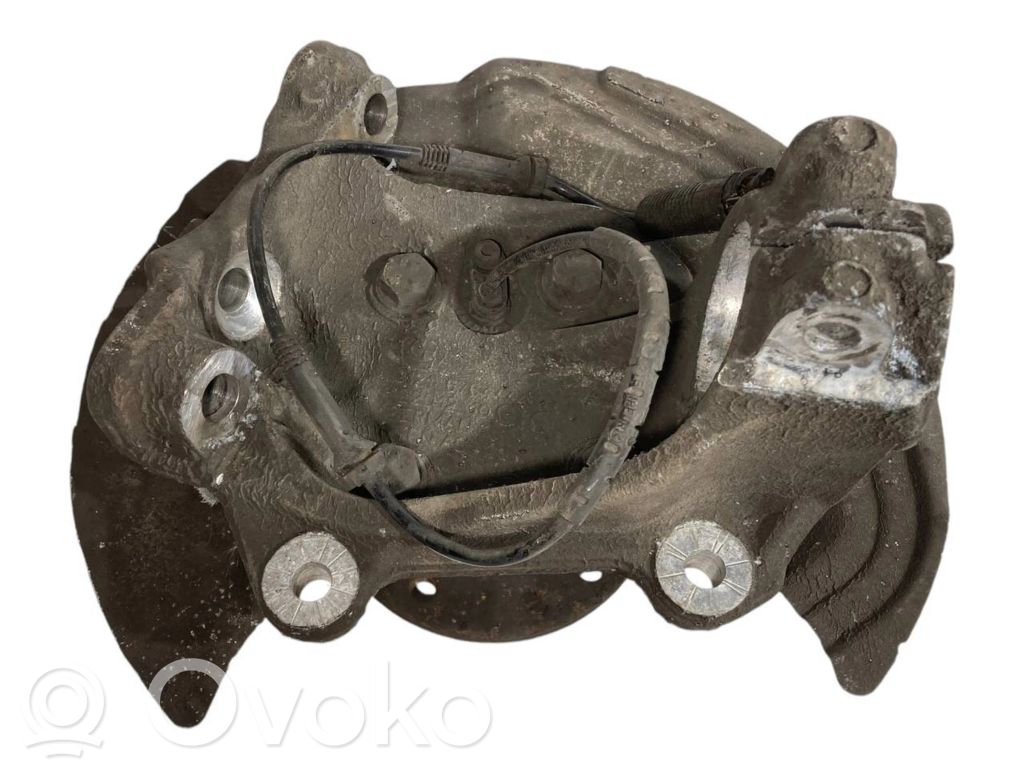 Priekšējā riteņa rumbas vārpstas šarnīrs (stupica, capfa)