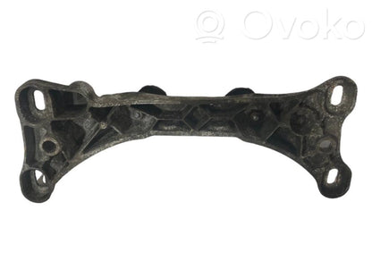 Transmission mounting bracket