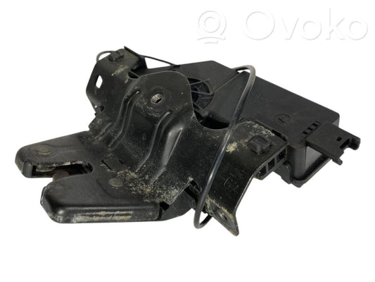 Rear cover lock