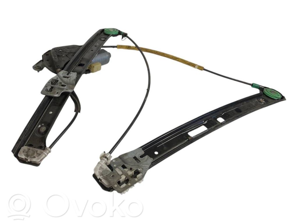 Priekšpusē elektriskā loga pacelšanas mehānisma komplekts