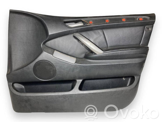 Priekšējo durvju apdare