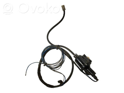 Priekšējo durvju apgaismojums (iekšpusē)