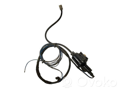 Priekšējo durvju apgaismojums (iekšpusē)