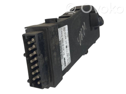Seat adjustment switch(es)