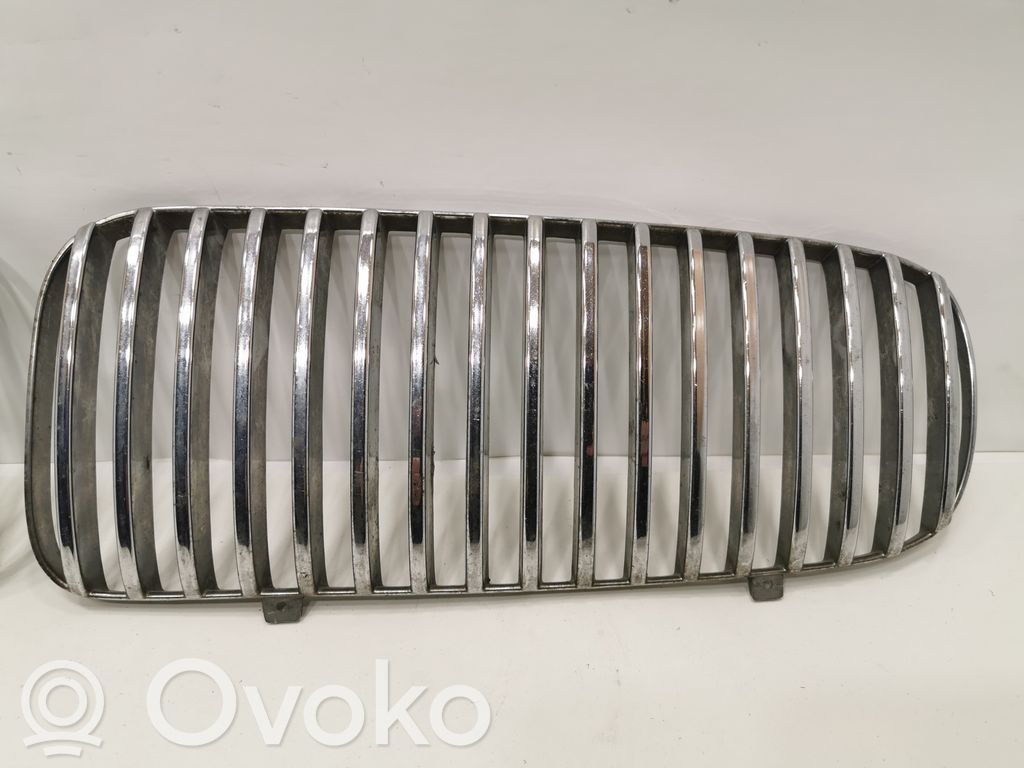 Priekšējais režģis