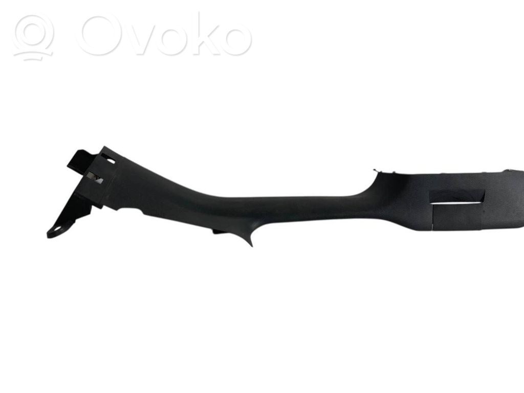 Priekšējā sliekšņa dekoratīvā apdare (iekšējā)