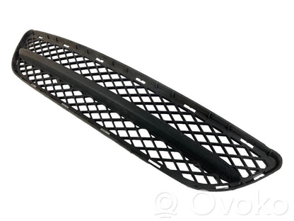 Apakšējais režģis (trīsdaļīgs)