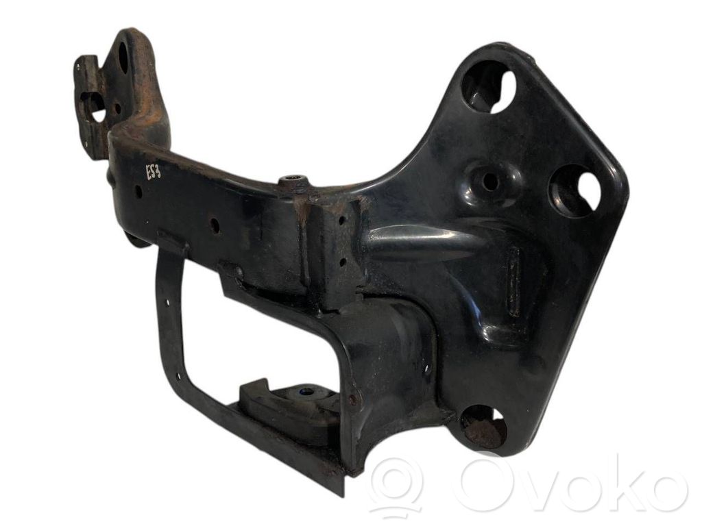 Transmission mounting bracket