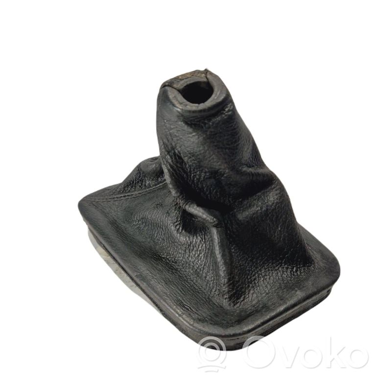 Другая часть интерьера