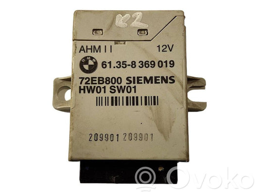 Piekabes āķa vadības bloks