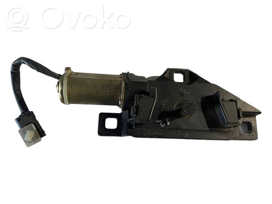 Съемник задней крышки