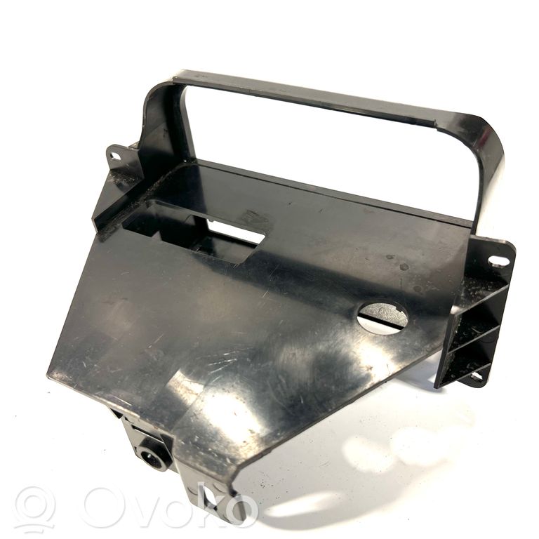 Cita veida vidus konsoles (tuneļa) elementi