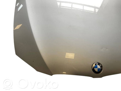 Dzinēja pārsegs (vāks)