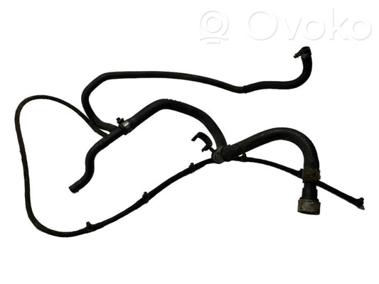 Degvielas atplūdes caurule