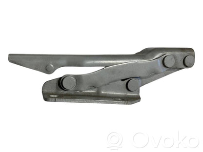 Engine hood hinge(s)