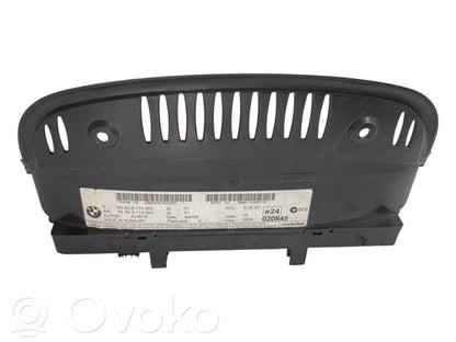 Ekrāns / displejs / mazais ekrāns