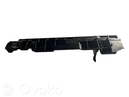 Radiator(s) holder/bracket