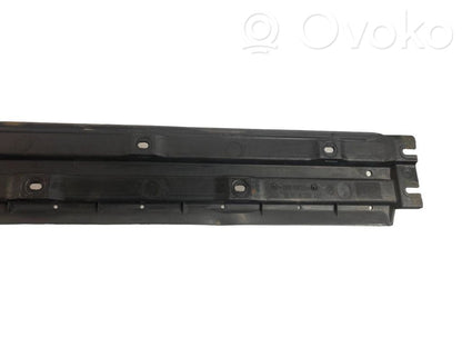 Side underbody protection