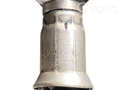 Degvielas caurulīte (-es)