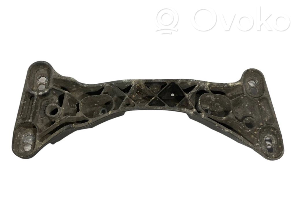 Pārnesumkārbas stiprinājuma kronšteins